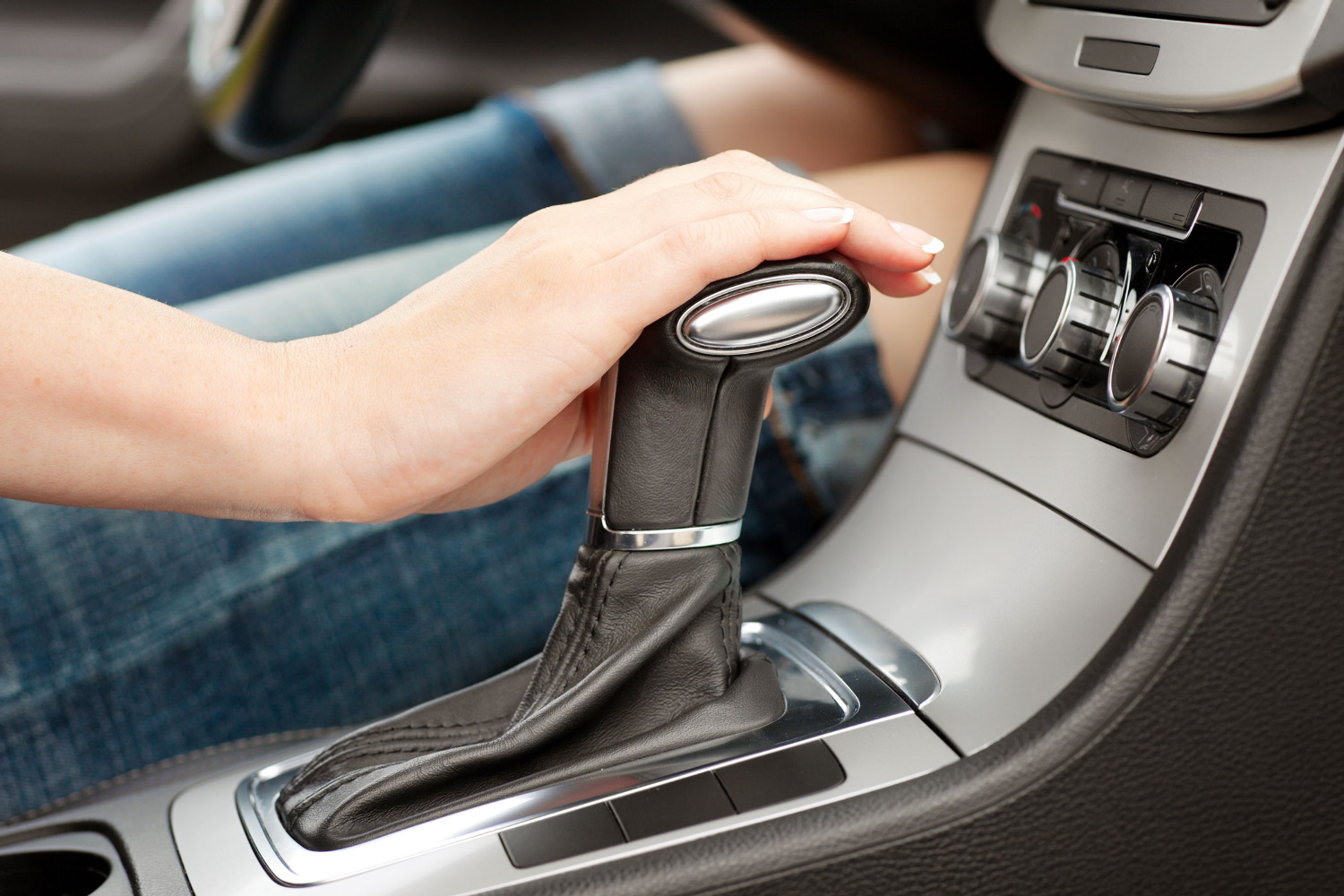 Automatic transmission - myths about saving when shifting into P and N