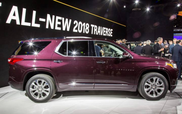 Chevrolet Traverse side view