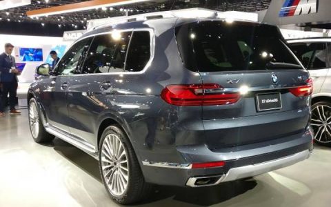 Driver assistance systems in the BMW X7