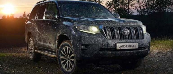 Toyota Land Cruiser Prado 2019 в горах