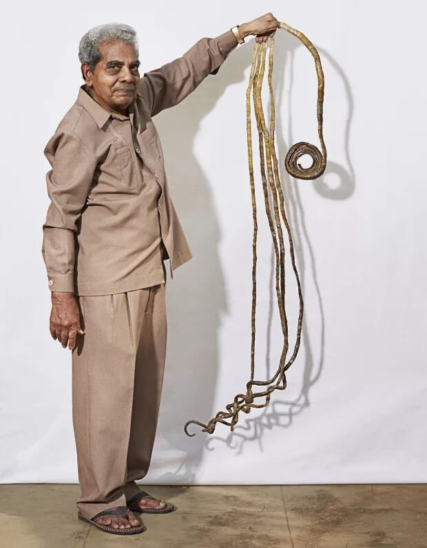 Sridhar Chillal – photo of the longest nails in the world