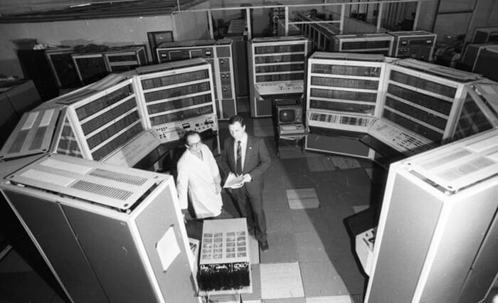 Large electronic calculating machine