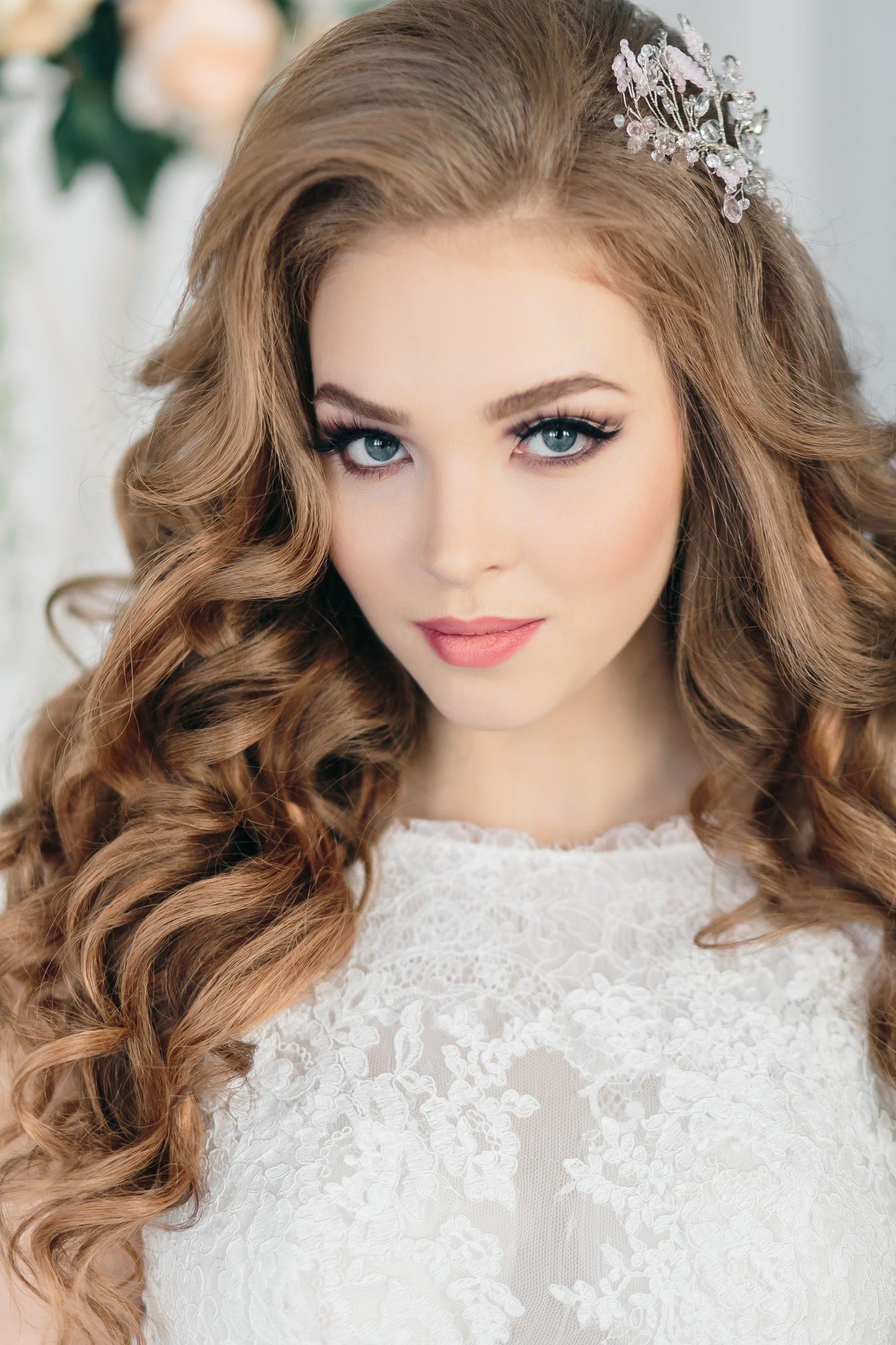 New Year's 2022 Hairstyles: Top 80 Beautiful Ideas (+ New Fashion Trends)