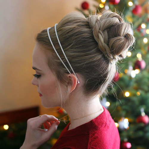 New Year's hairstyles for medium-length hair (photo 4)