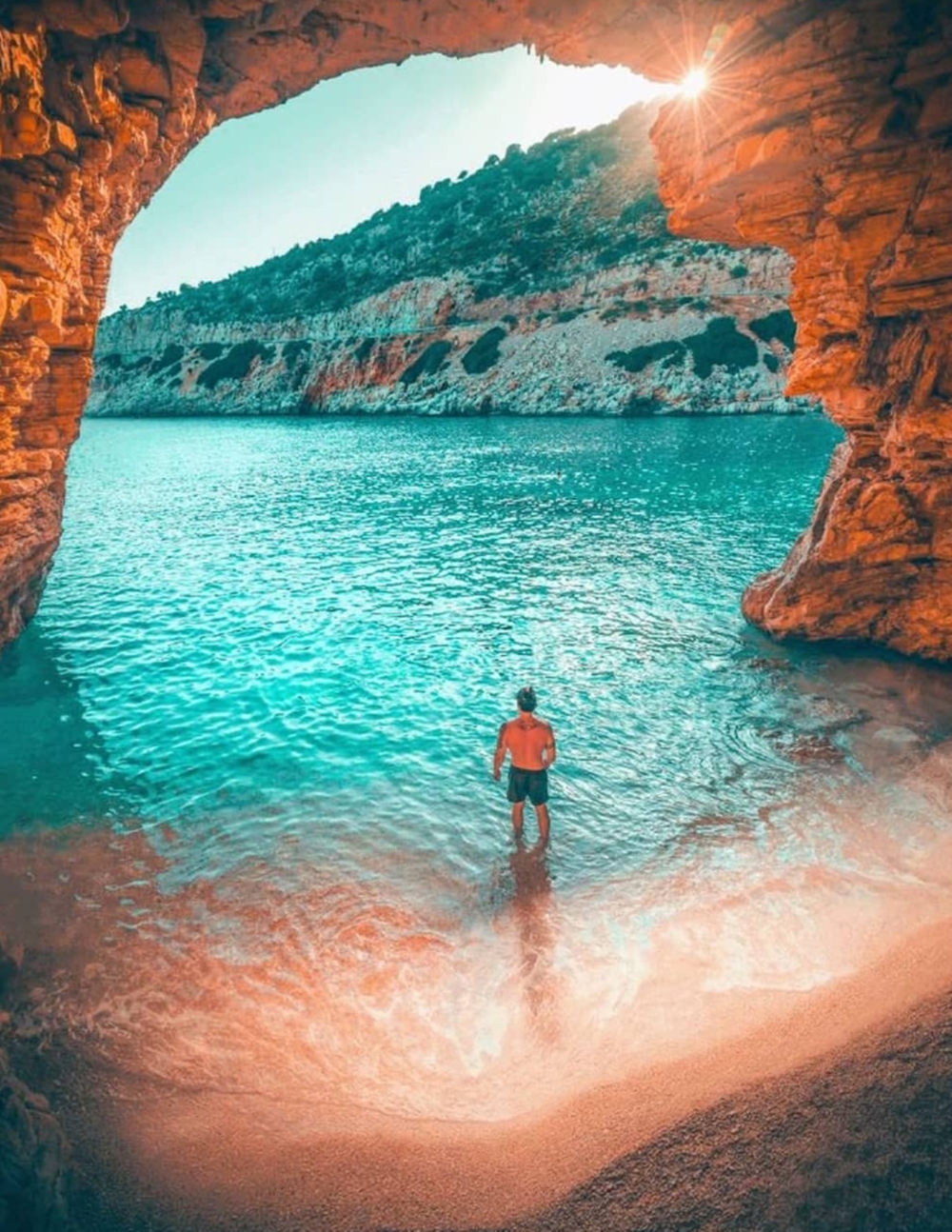 Cave Bay
