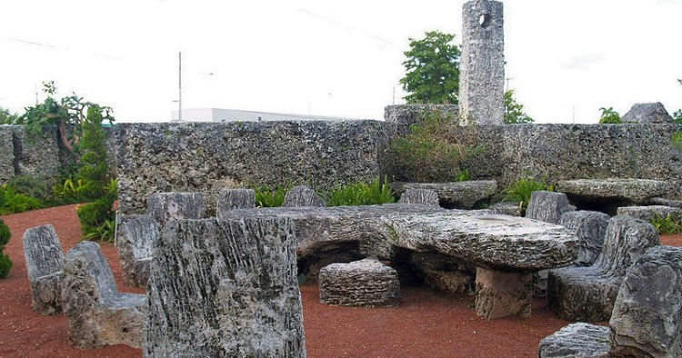 Коралловый замок, Флорида Coral Castle Florida